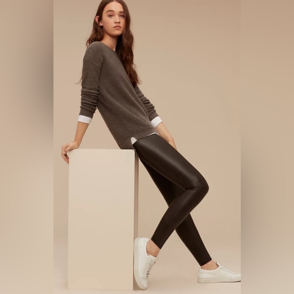 Aritzia Wilfred Free Daria Brown Vegan Leggings L